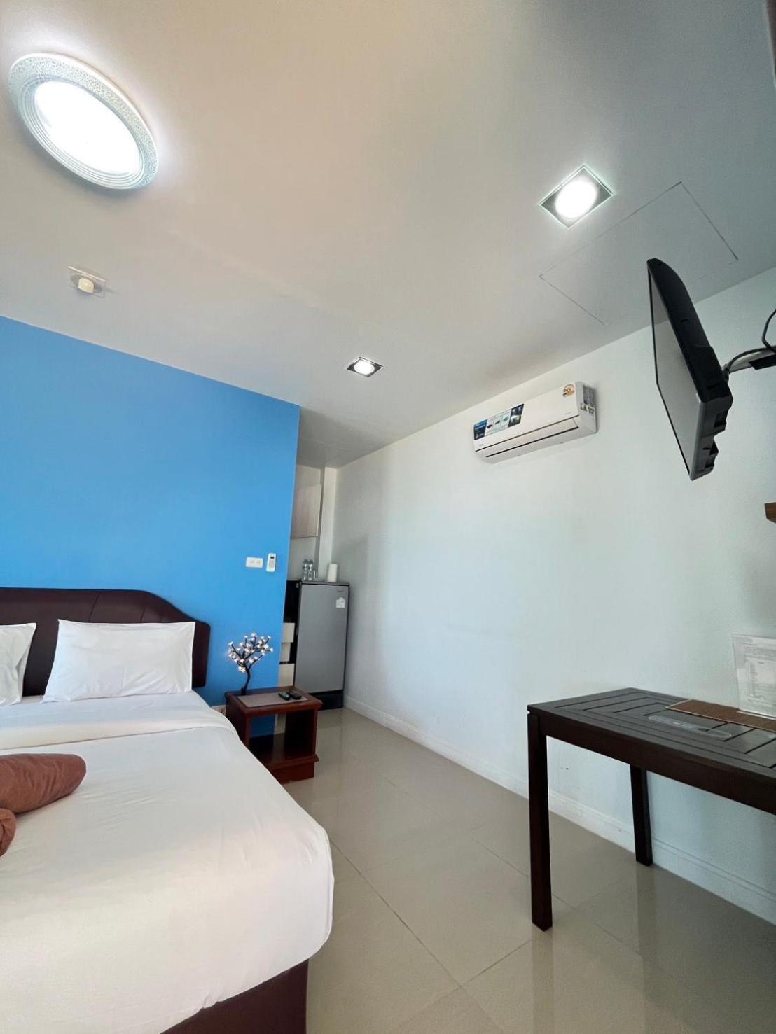 Maenam Villa Hotel Mae Nam Buitenkant foto
