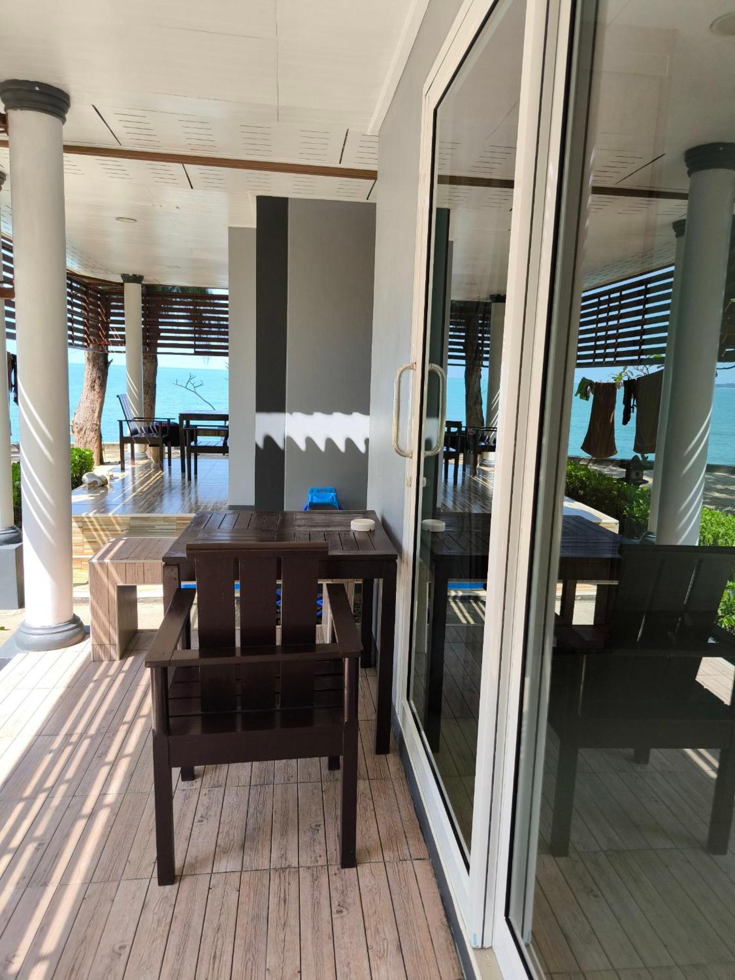 Maenam Villa Hotel Mae Nam Buitenkant foto