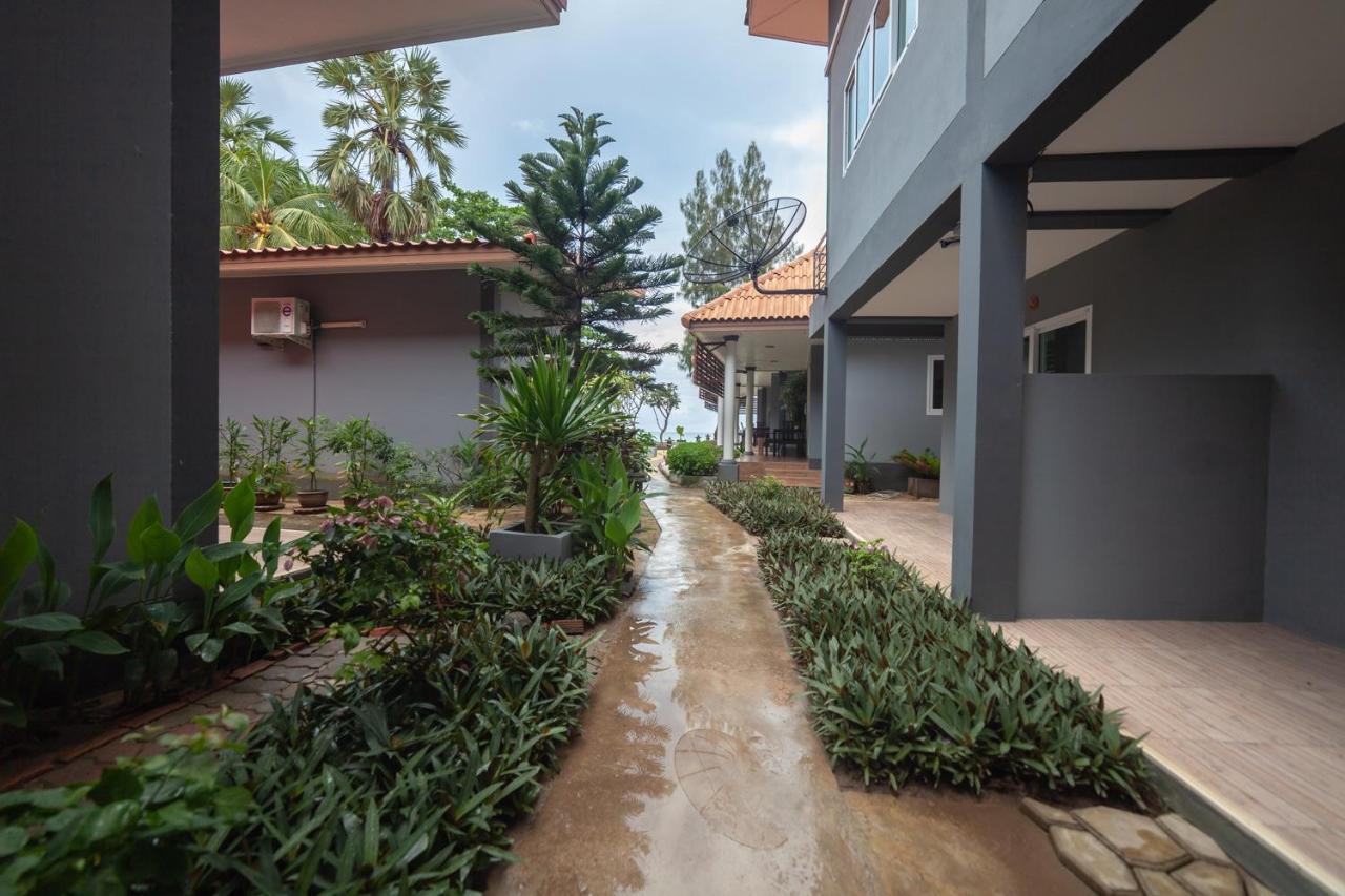 Maenam Villa Hotel Mae Nam Buitenkant foto