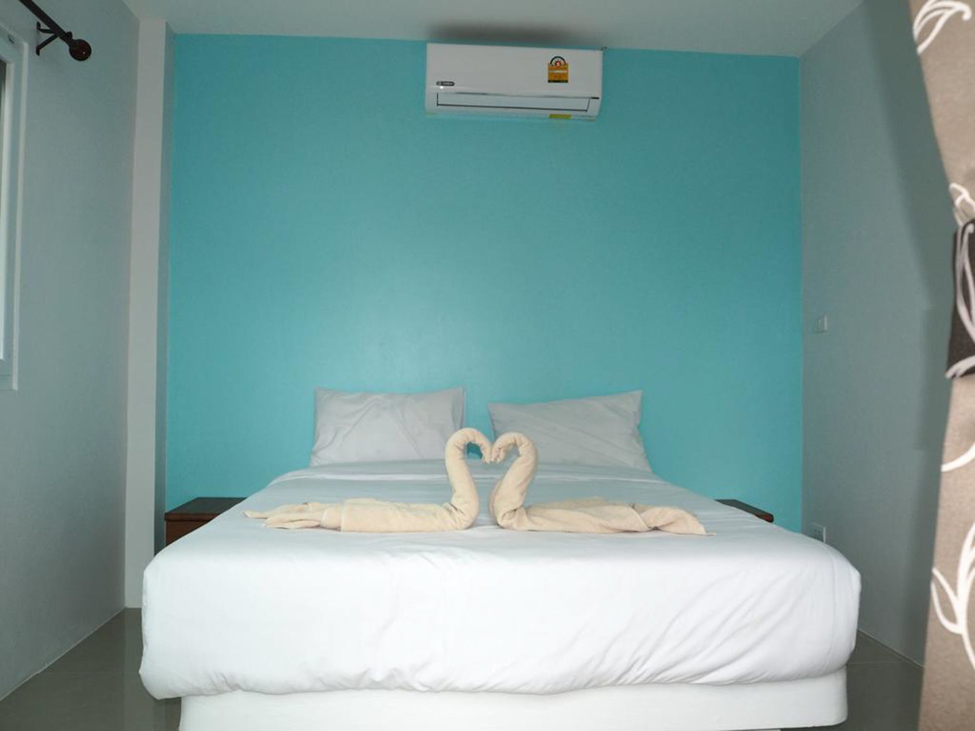 Maenam Villa Hotel Mae Nam Buitenkant foto